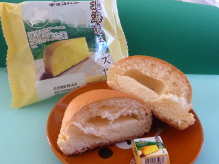 チロルチョコパン　北海道チーズ